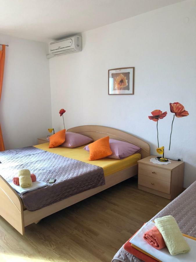 Apartments Mate Baska Voda Exterior photo